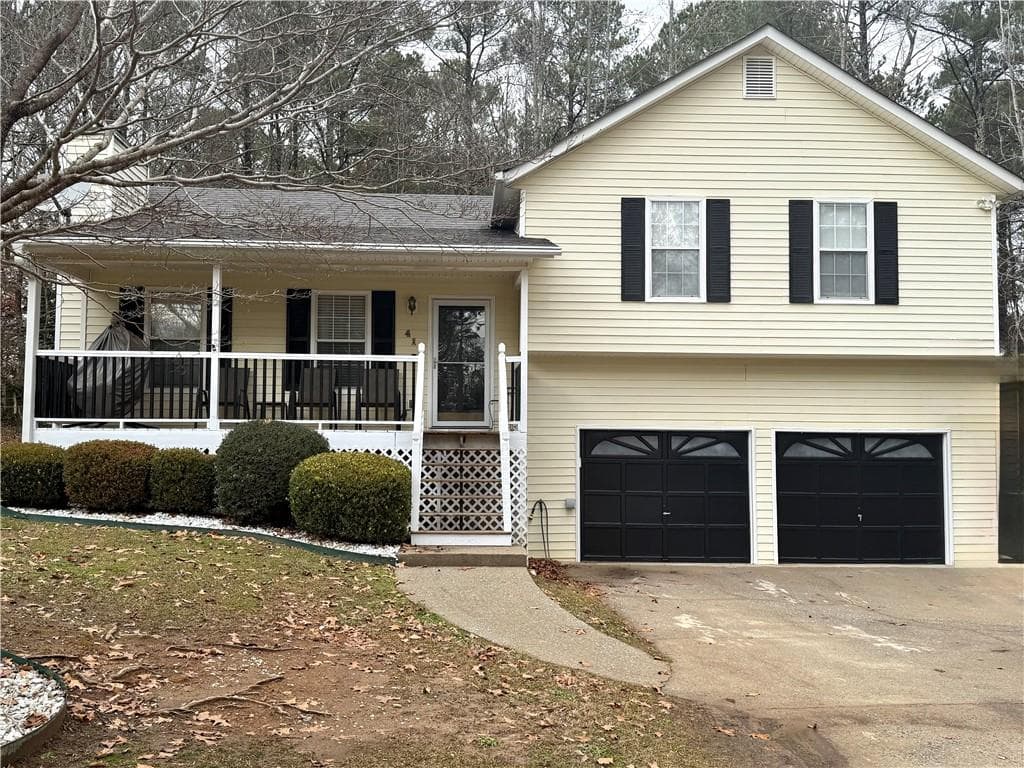 3 bedroom, 2 bathroom, 1,220 sq ft single family residence sold at 41 Lady Savannah Drive, Dallas, GA 30157