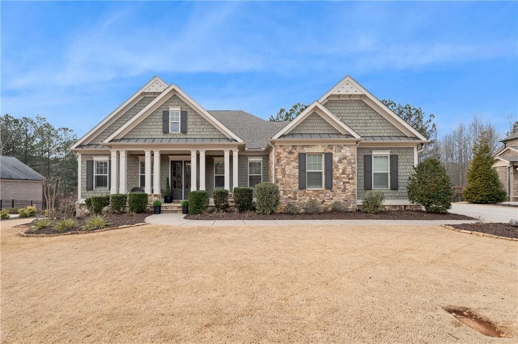 4 bedroom, 5 bathroom single family residence sold at 733 Creekside Bend, Alpharetta, GA 30004