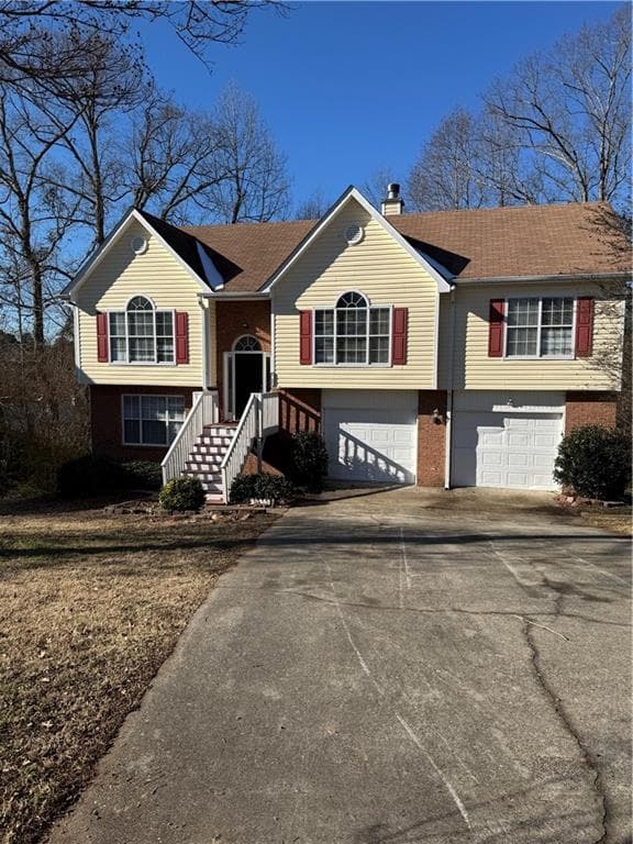5 bedroom, 3 bathroom single family residence sold at 10561 Aspenwood Court, Jonesboro, GA 30238