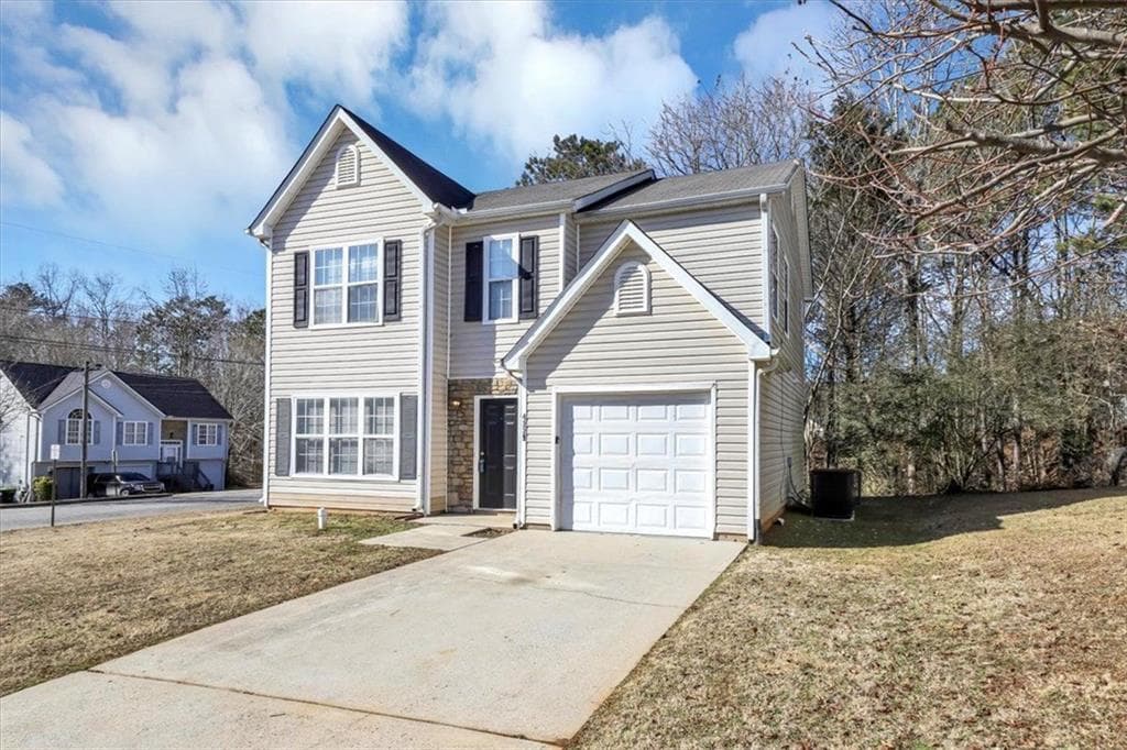 3 bedroom, 3 bathroom single family residence sold at 4229 REESHEMAH Street, Union City, GA 30349