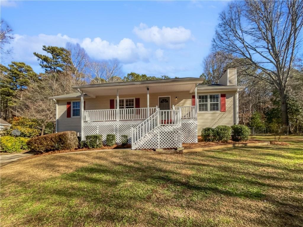 3 bedroom, 2 bathroom single family residence sold at 3123 Shiloh Place, Canton, GA 30115