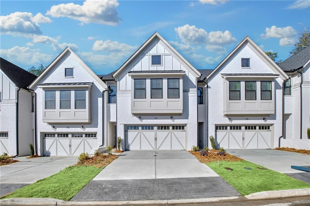 3 bedroom, 3 bathroom townhouse sold at 134 Briargate Drive, Johns Creek, GA 30097