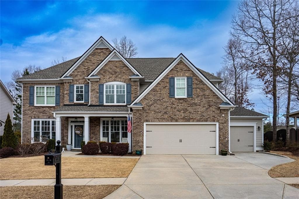 5 bedroom, 4 bathroom, 3,631 sq ft single family residence sold at 5008 BAYBOROUGH Drive, Hoschton, GA 30548