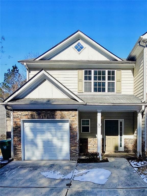 3 bedroom, 3 bathroom townhouse sold at 1350 Rogers Trace, Lithonia, GA 30058
