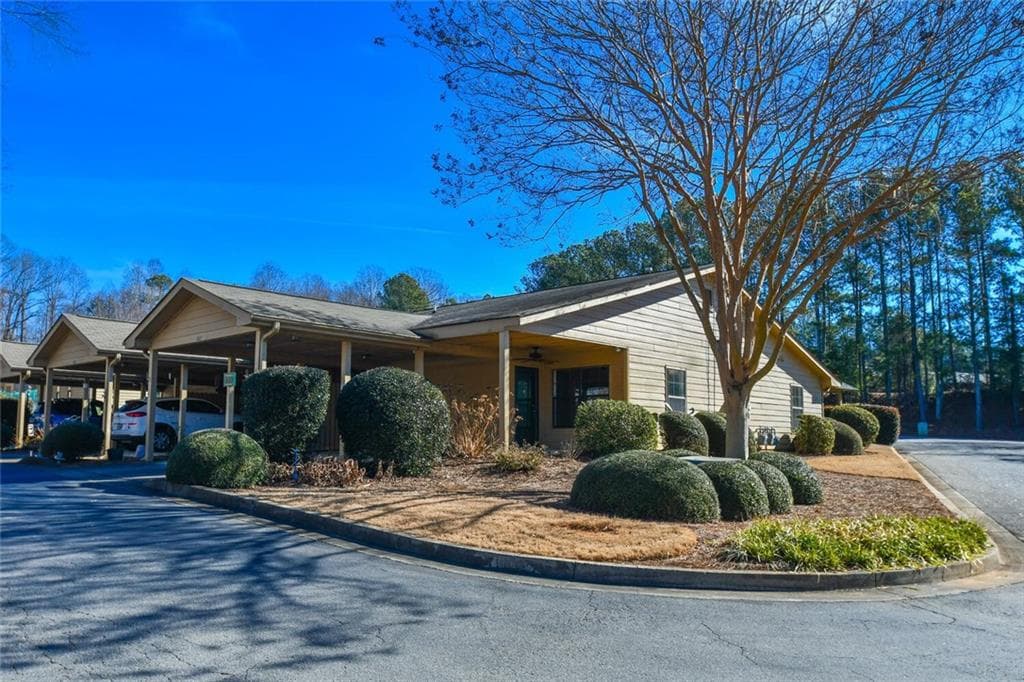 2 bedroom, 2 bathroom, 1,099 sq ft condominium sold at 2235 Old Hamilton Place 600C, Gainesville, GA 30507
