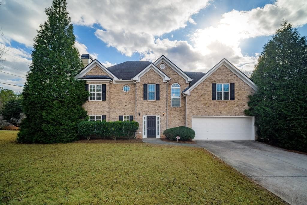 4 bedroom, 3 bathroom single family residence sold at 286 Heathridge Lane, Mableton, GA 30126