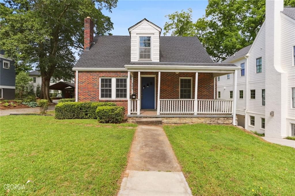 3 bedroom, 2 bathroom, 1,980 sq ft single family residence sold at 542 Oakdale Road, Atlanta, GA 30307