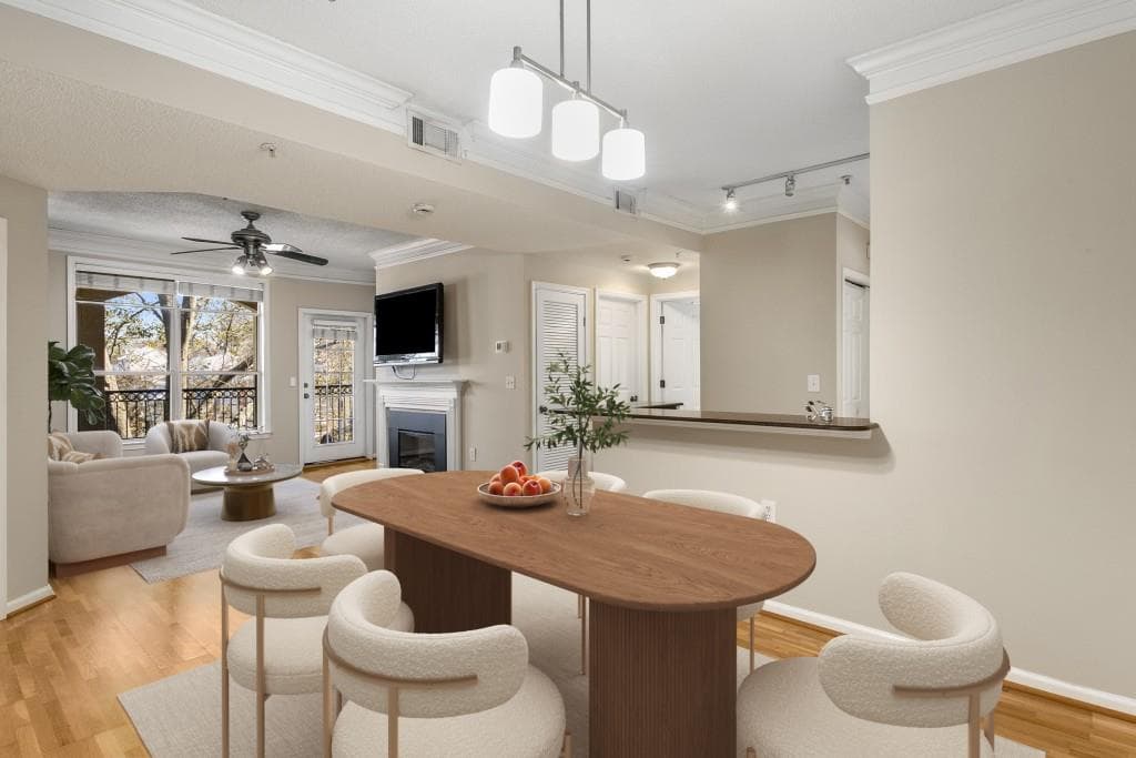 2 bedroom, 2 bathroom, 1,134 sq ft condominium sold at 955 Juniper Street 4331, Atlanta, GA 30309