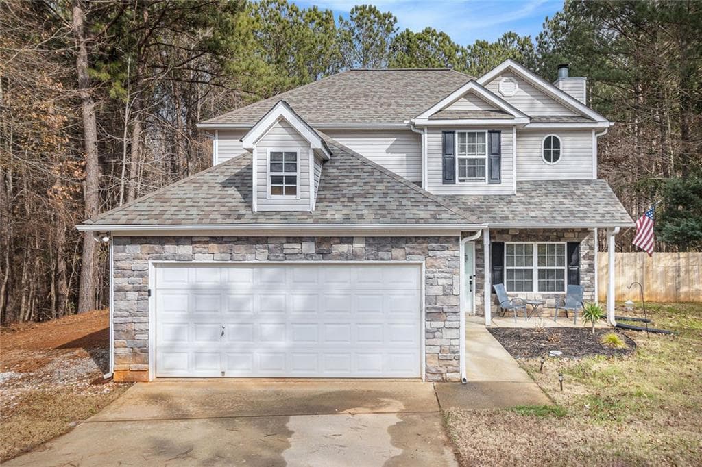 3 bedroom, 3 bathroom single family residence sold at 81 Heron Cove, Jackson, GA 30233