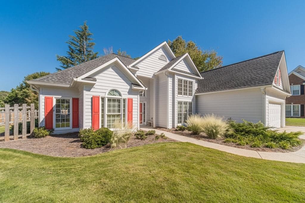 3 bedroom, 2 bathroom single family residence sold at 6275 Clear Spring Lane, Flowery Branch, GA 30542