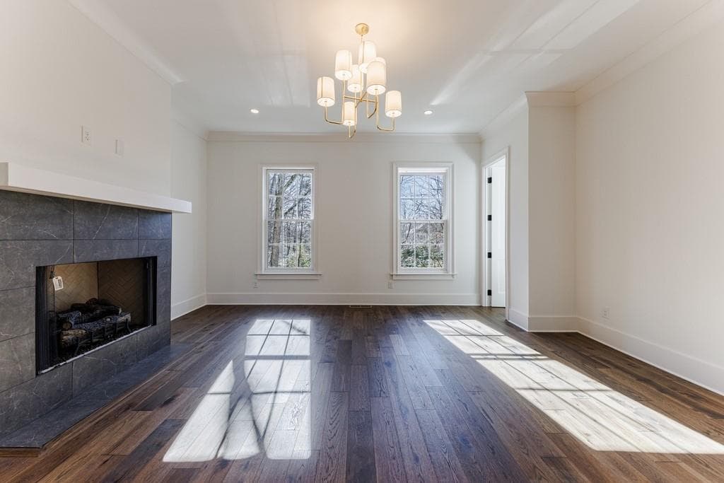 4 bedroom, 5 bathroom townhouse sold at 1072 Green Street, Roswell, GA 30075
