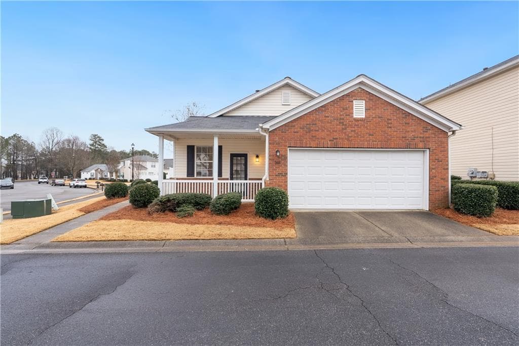 2 bedroom, 2 bathroom, 1,183 sq ft single family residence sold at 301 Harmony Court, Alpharetta, GA 30004