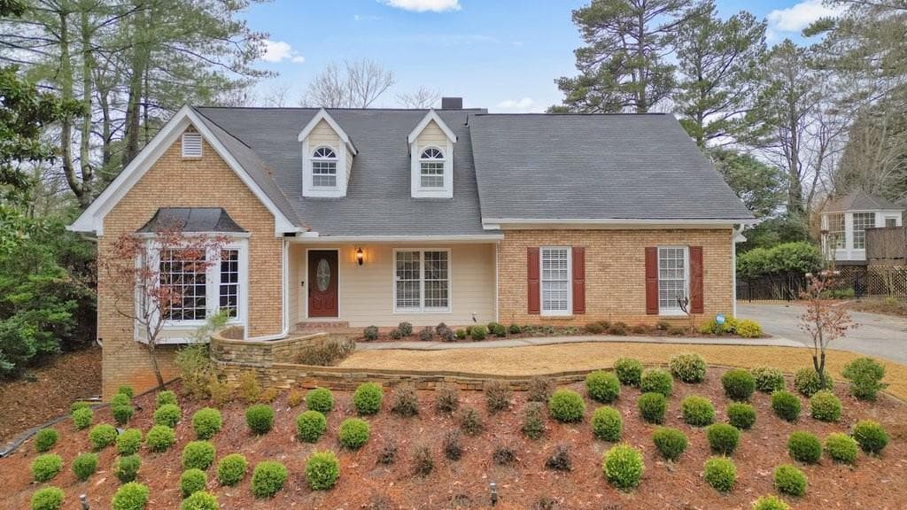 4 bedroom, 4 bathroom, 3,600 sq ft single family residence sold at 205 Carriage Way Lane, Roswell, GA 30076