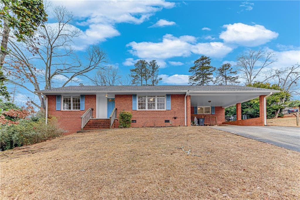 3 bedroom, 3 bathroom single family residence sold at 798 Beverly Drive, Gainesville, GA 30501