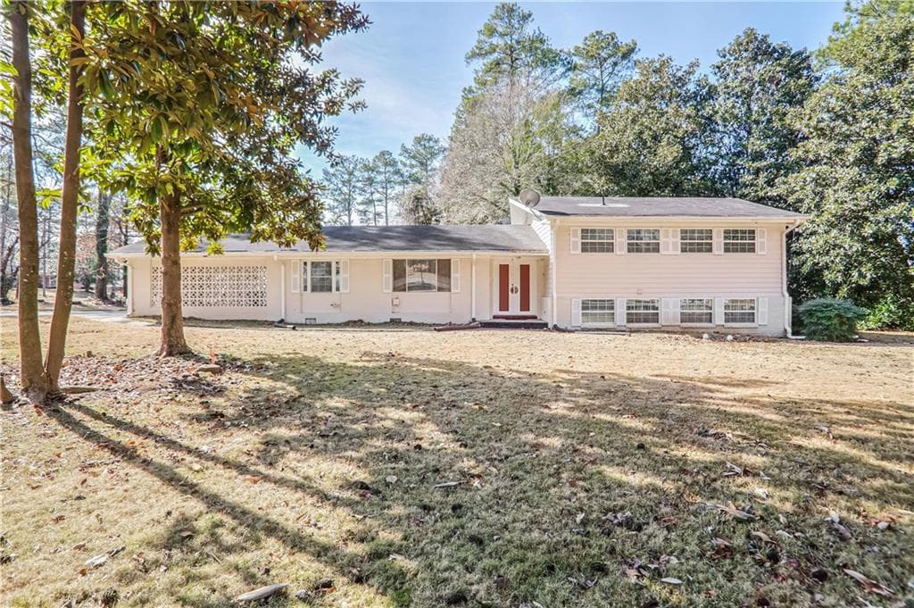 5 bedroom, 3 bathroom single family residence sold at 3343 Charlemagne Drive, Decatur, GA 30034