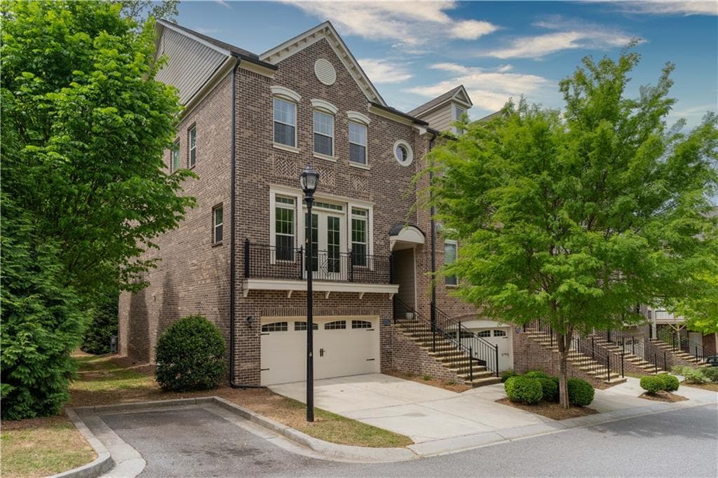 4 bedroom, 4 bathroom townhouse sold at 2381 Willington Shoals Place 21, Smyrna, GA 30080