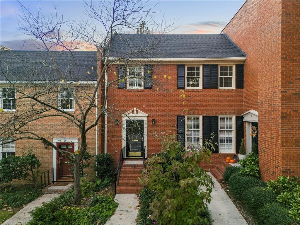 3 bedroom, 3 bathroom, 2,100 sq ft townhouse sold at 30 Lullwater Place, Atlanta, GA 30307