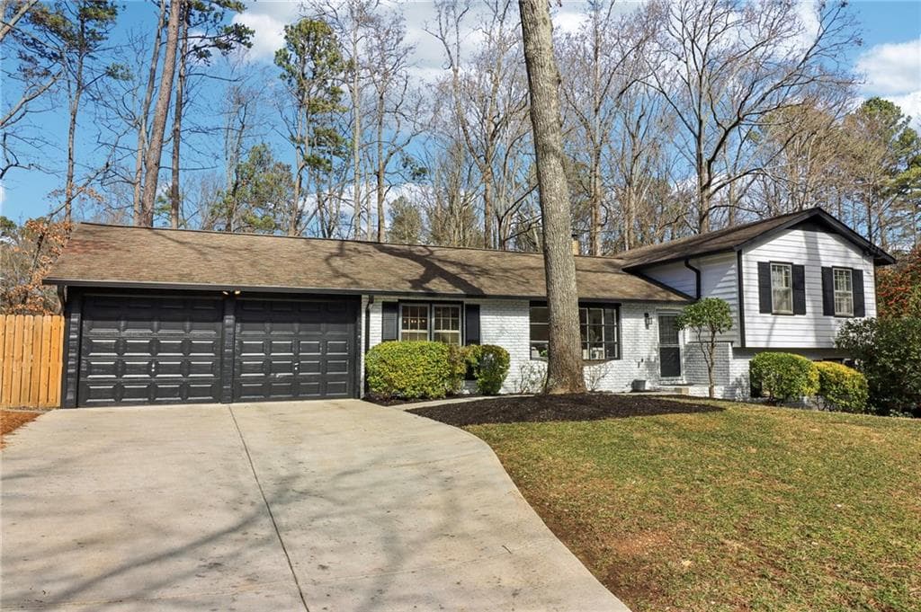 4 bedroom, 2 bathroom, 2,055 sq ft single family residence sold at 2667 Flair Knoll Drive, Atlanta, GA 30345