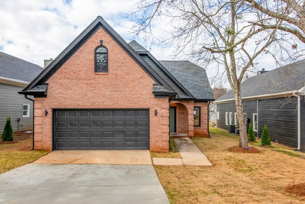 4 bedroom, 3 bathroom single family residence sold at 1045 Walker Avenue, Atlanta, GA 30316