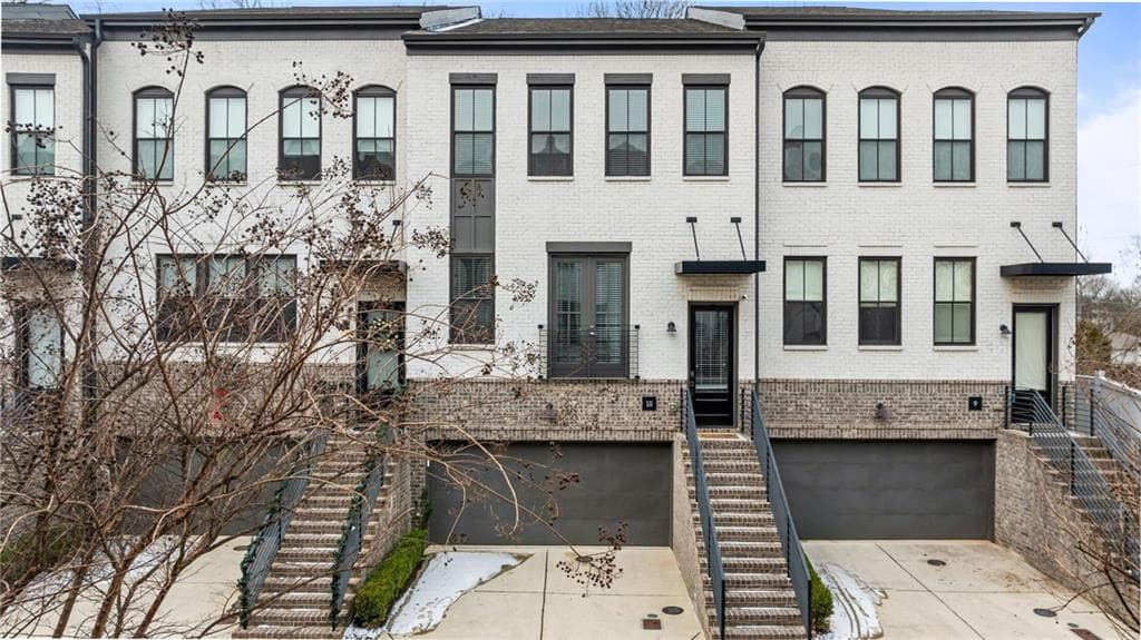 3 bedroom, 4 bathroom townhouse sold at 1388 La France Street 10, Atlanta, GA 30307