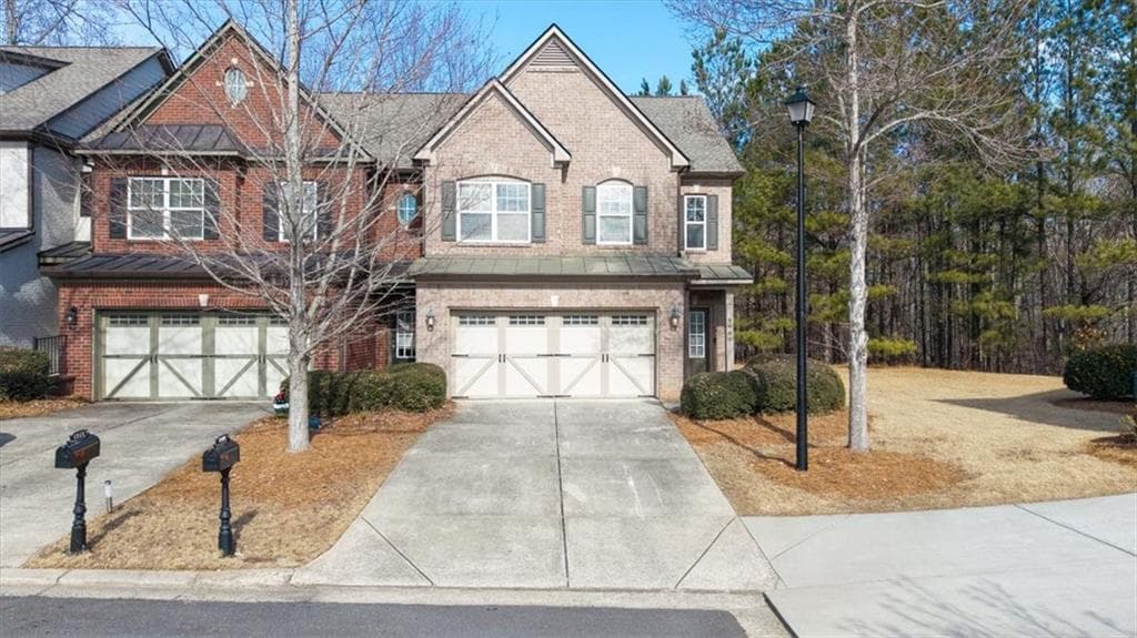 3 bedroom, 3 bathroom, 1,879 sq ft townhouse sold at 4640 Hastings Terrace, Alpharetta, GA 30005