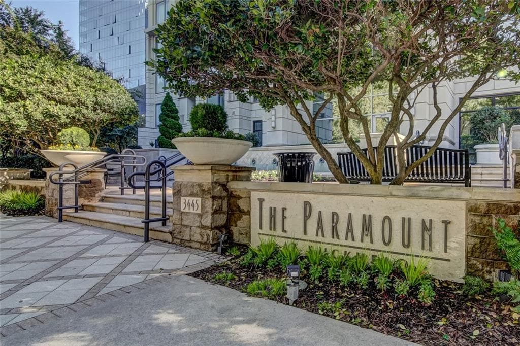 1 bedroom, 1 bathroom condominium sold at 3445 Stratford Road 2702, Atlanta, GA 30326
