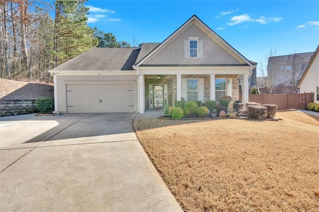 3 bedroom, 2 bathroom, 2,176 sq ft single family residence sold at 501 Olympic Way, Acworth, GA 30102