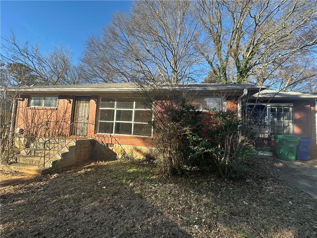 3 bedroom, 1 bathroom, 1,329 sq ft single family residence sold at 2244 Alpha Drive, Decatur, GA 30032