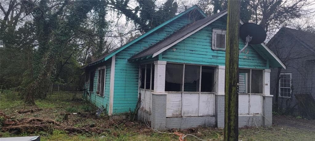 3 bedroom, 1 bathroom single family residence sold at 823 PEACHTREE Street, Macon, GA 31217