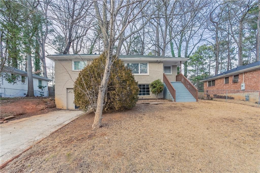 3 bedroom, 2 bathroom single family residence sold at 2906 Monterey Drive, Decatur, GA 30032