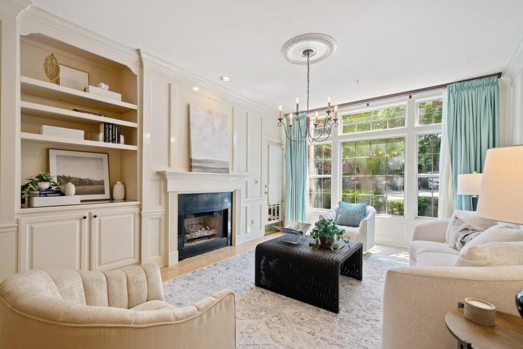 2 bedroom, 2 bathroom condominium sold at 3636 Habersham Road 1108, Atlanta, GA 30305