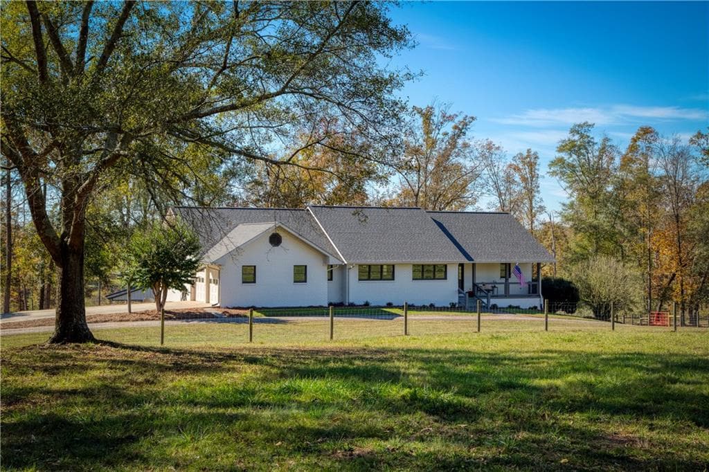 6 bedroom, 4 bathroom single family residence sold at 1151 Highway 198, Carnesville, GA 30521