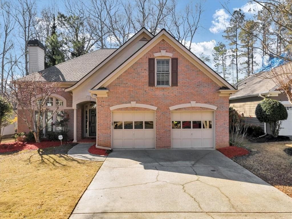 4 bedroom, 3 bathroom, 2,524 sq ft single family residence sold at 1120 Graystone Crossing, Alpharetta, GA 30005