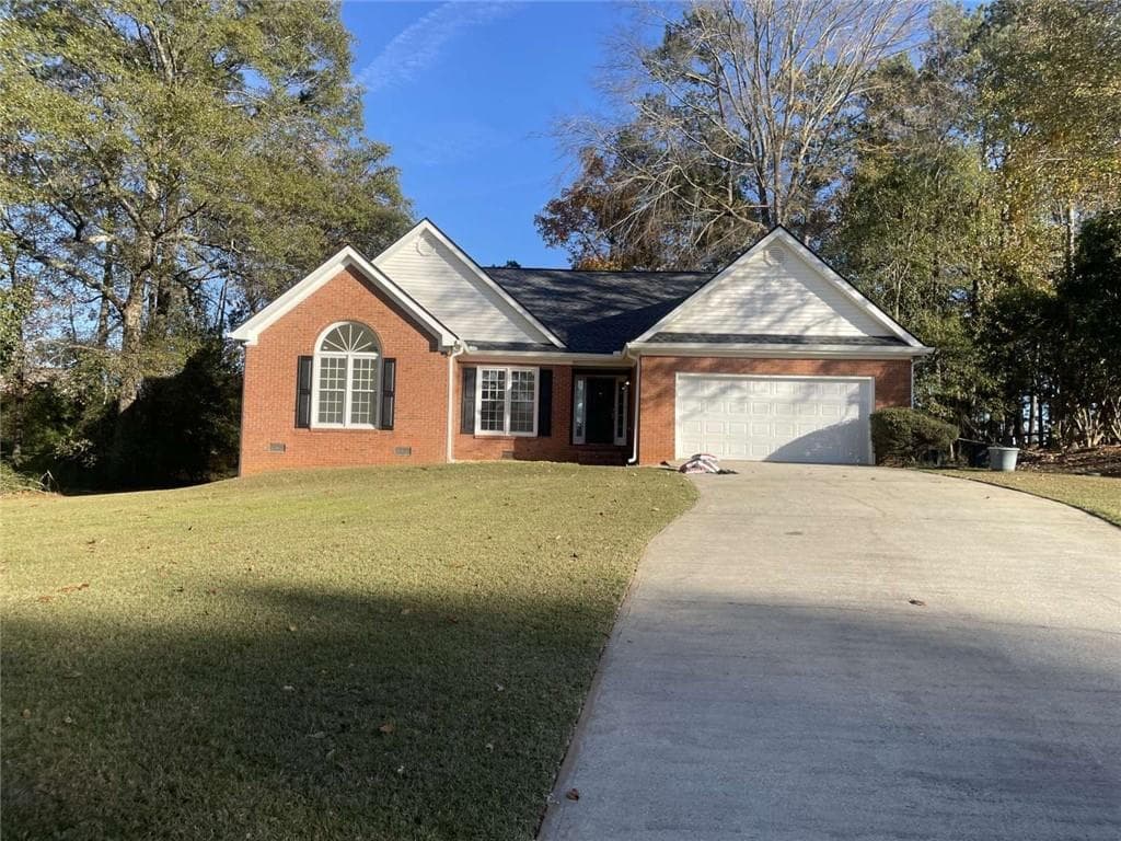 3 bedroom, 2 bathroom single family residence sold at 11564 Holly Lane, Hampton, GA 30228