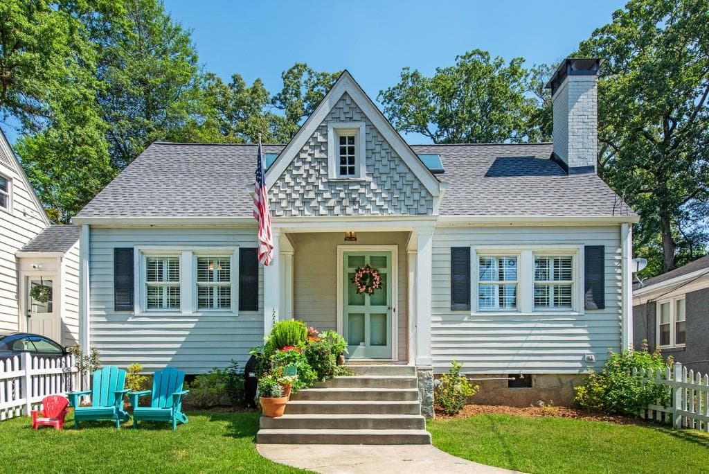 4 bedroom, 3 bathroom single family residence sold at 230 Lindbergh Drive, Atlanta, GA 30305