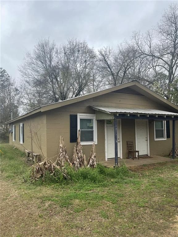 duplex sold at 1074 Lemon Street, Dawson, GA 39842
