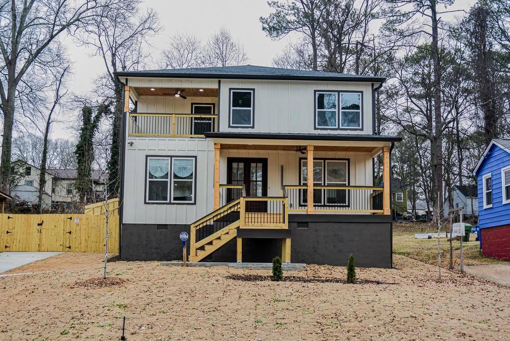 4 bedroom, 3 bathroom, 3,061 sq ft single family residence sold at 1357 Lynford Drive, Atlanta, GA 30310