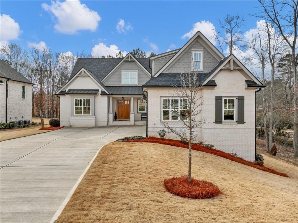 5 bedroom, 7 bathroom single family residence sold at 2704 Sports Club Drive, Braselton, GA 30517