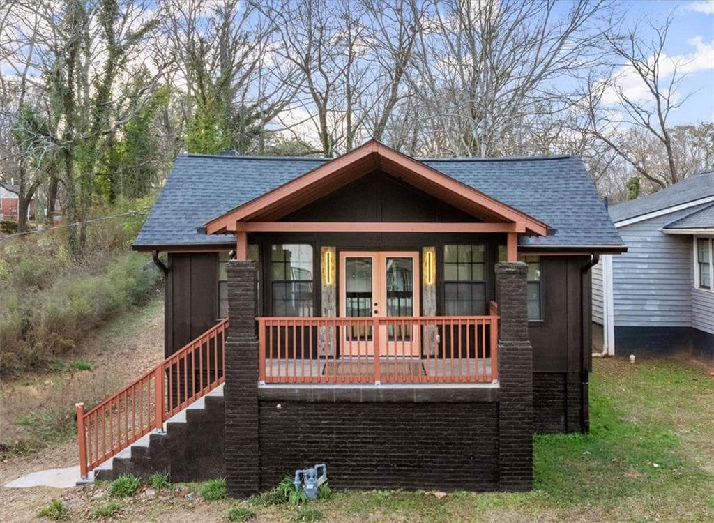 2 bedroom, 2 bathroom single family residence sold at 2049 Meador Avenue, Atlanta, GA 30315
