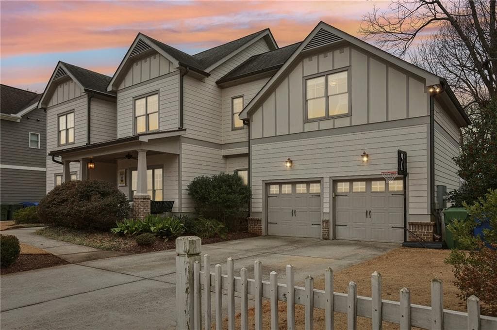 5 bedroom, 5 bathroom, 4,099 sq ft single family residence sold at 370 Park Place, Atlanta, GA 30317