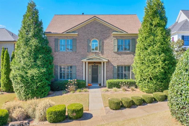 4 bedroom, 4 bathroom single family residence sold at 2005 Heathermere Way, Roswell, GA 30075
