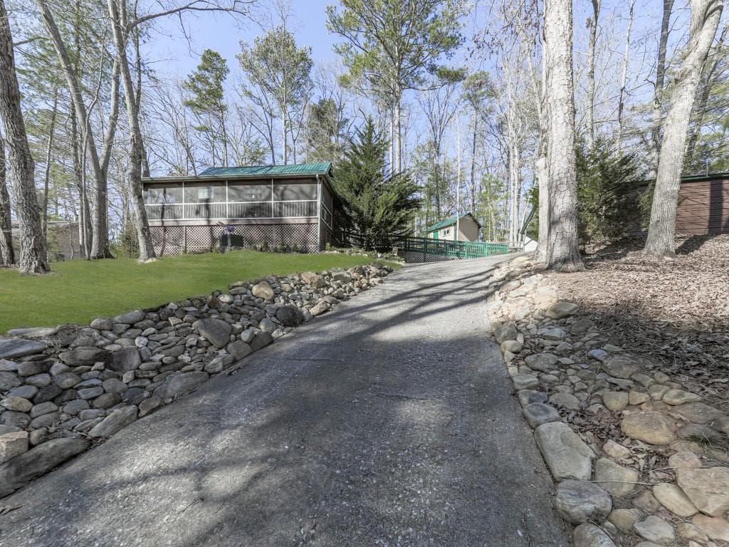 2 bedroom, 2 bathroom single family residence sold at 228 Indigo Drive, Ellijay, GA 30540