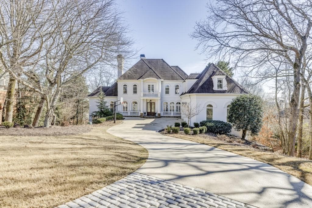 6 bedroom, 7 bathroom single family residence sold at 1000 Leadenhall Street, Alpharetta, GA 30022