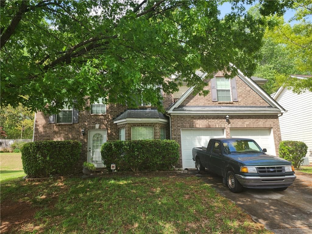4 bedroom, 3 bathroom, 1,990 sq ft single family residence sold at 5789 Star Flower Drive, Ellenwood, GA 30294