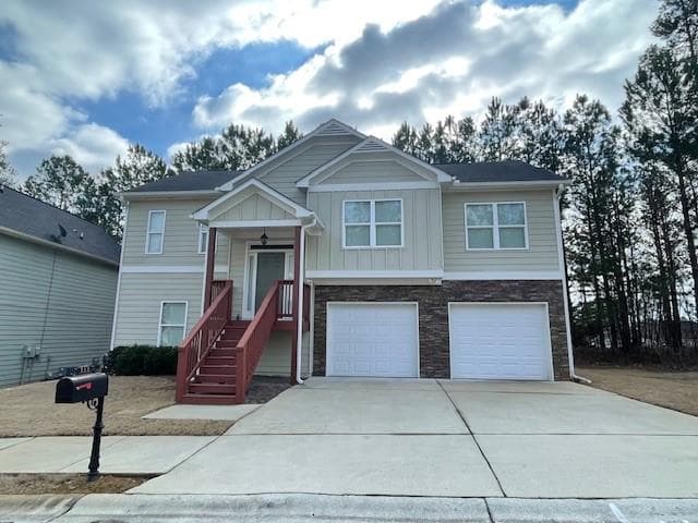 4 bedroom, 3 bathroom single family residence sold at 113 Omega Court, Dallas, GA 30157
