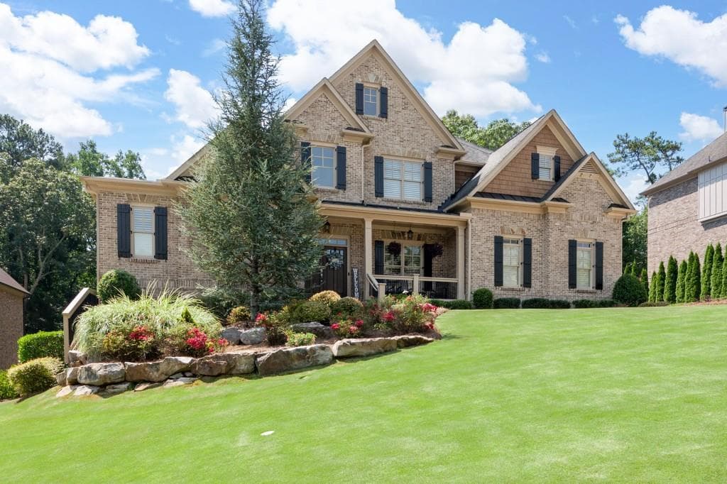 5 bedroom, 6 bathroom single family residence sold at 4668 Andrea Pointe, Marietta, GA 30062