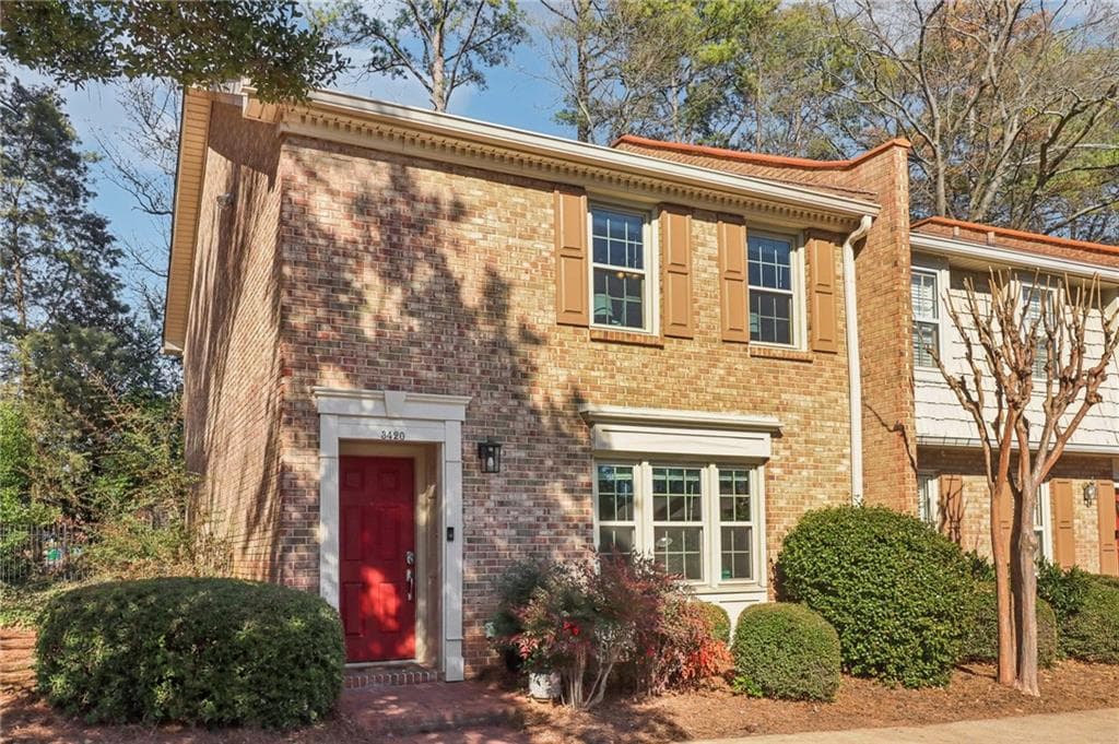 2 bedroom, 3 bathroom, 1,396 sq ft condominium sold at 3420 Ashwood Lane 3420, Atlanta, GA 30341