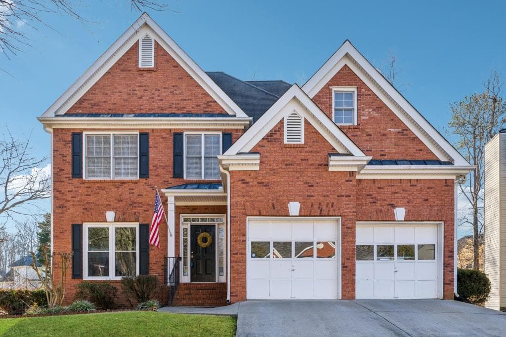 4 bedroom, 3 bathroom single family residence sold at 1464 Oglethorpe Drive, Suwanee, GA 30024
