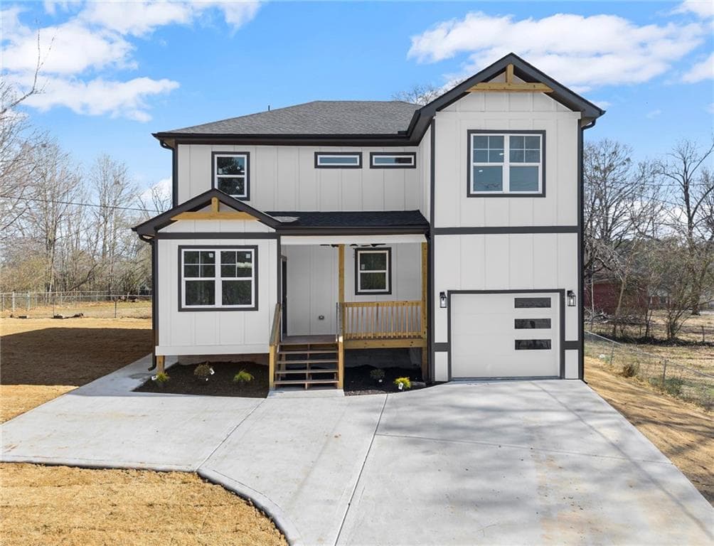 2 bedroom, 3 bathroom single family residence sold at 2694 Sardis Road, Gainesville, GA 30506