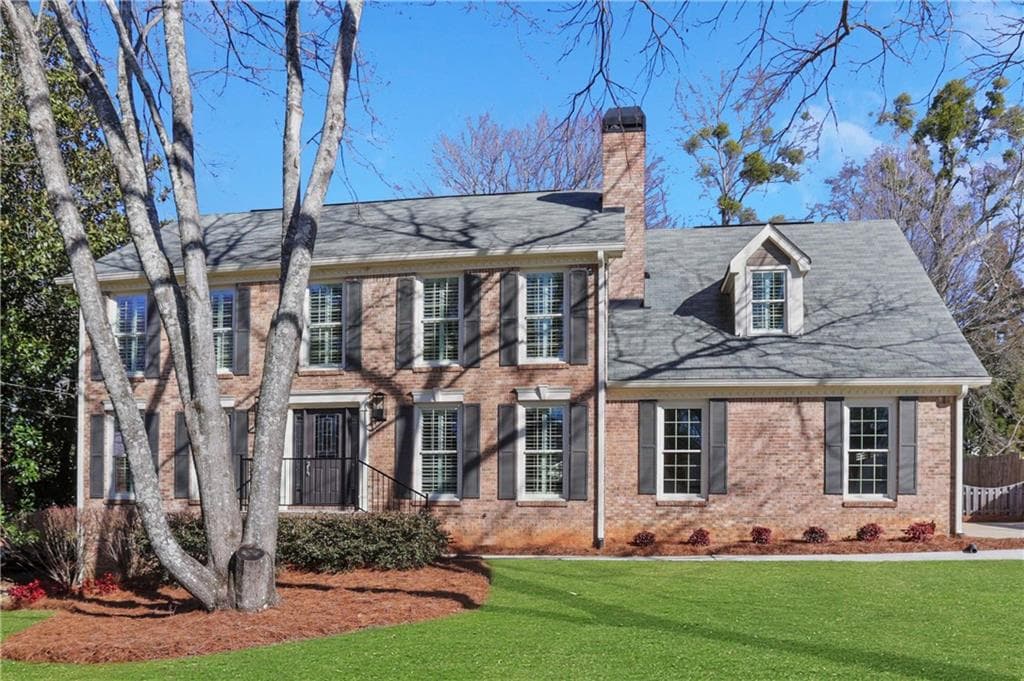 4 bedroom, 3 bathroom, 2,728 sq ft single family residence sold at 6792 Hunters Trace Circle, Atlanta, GA 30328